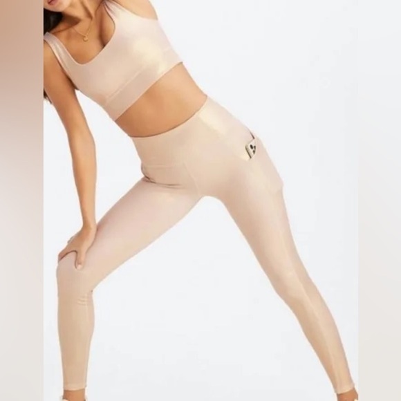 Fabletics Oasis High Waisted Leggings Gold Hologram NWT - Picture 2 of 16